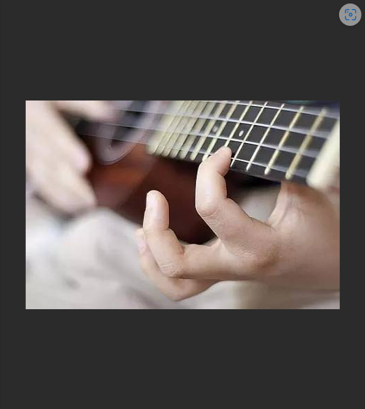  手指僵硬、记忆力差？别怕！老年人学吉他，避开这3个“坑”！