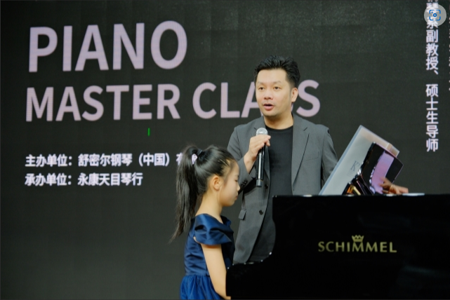  从零基础到“钢琴大师”？揭秘钢琴班一年后的真实差距，扎心了！