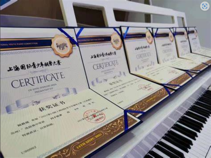  学钢琴一节课，够你买一个Gucci包吗？揭秘钢琴课的真实价格！