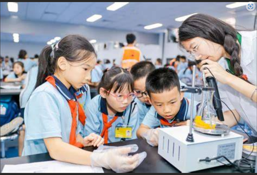 科学课=枯燥实验？颠覆认知！小学生学科学，其实是打开未来之门的钥匙！
